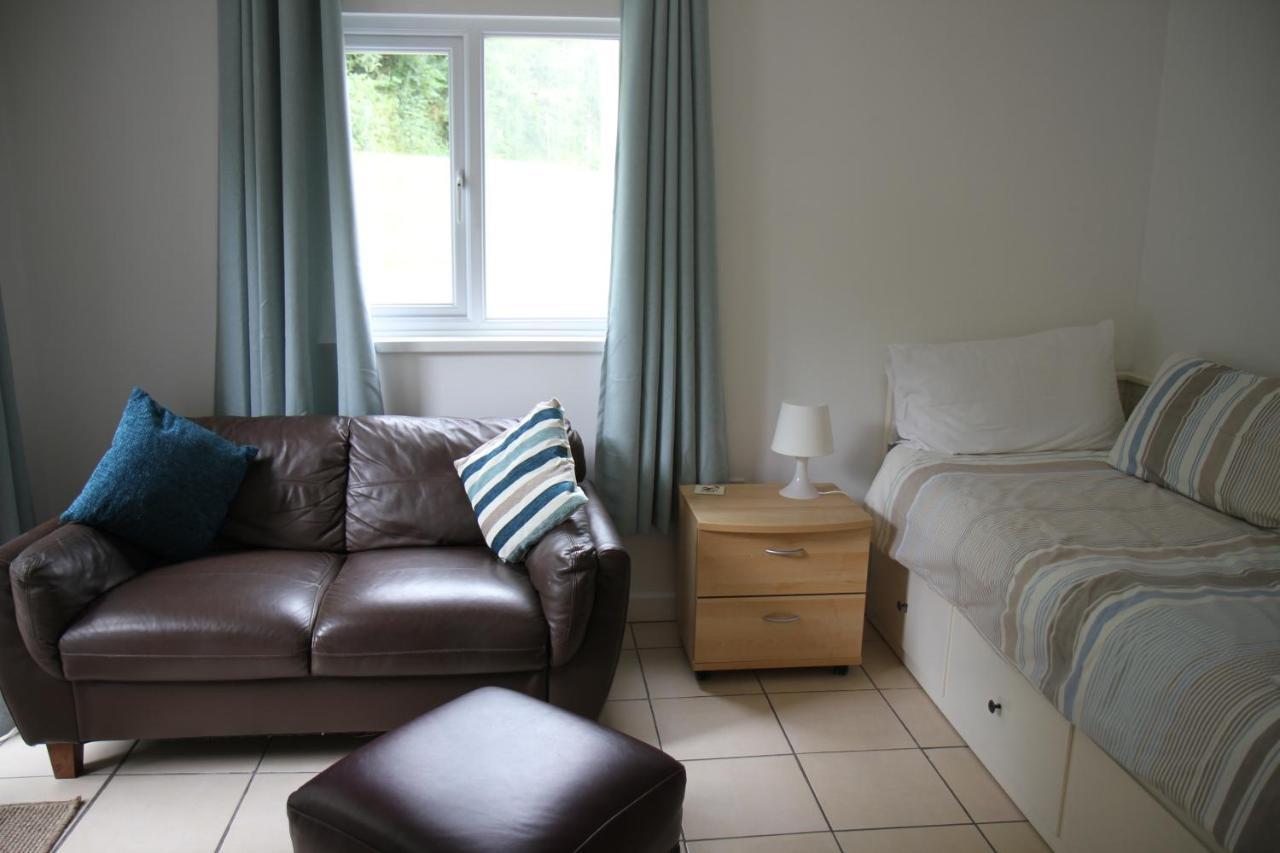 Freshwater Bay Holiday Cottages 펨브로크 외부 사진
