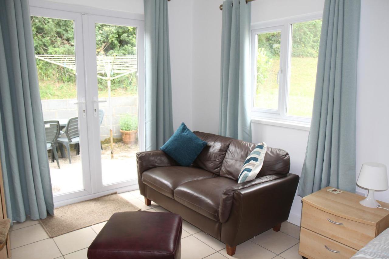 Freshwater Bay Holiday Cottages 펨브로크 외부 사진