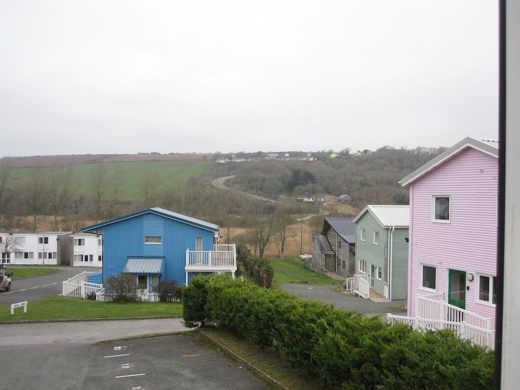 Freshwater Bay Holiday Cottages 펨브로크 외부 사진