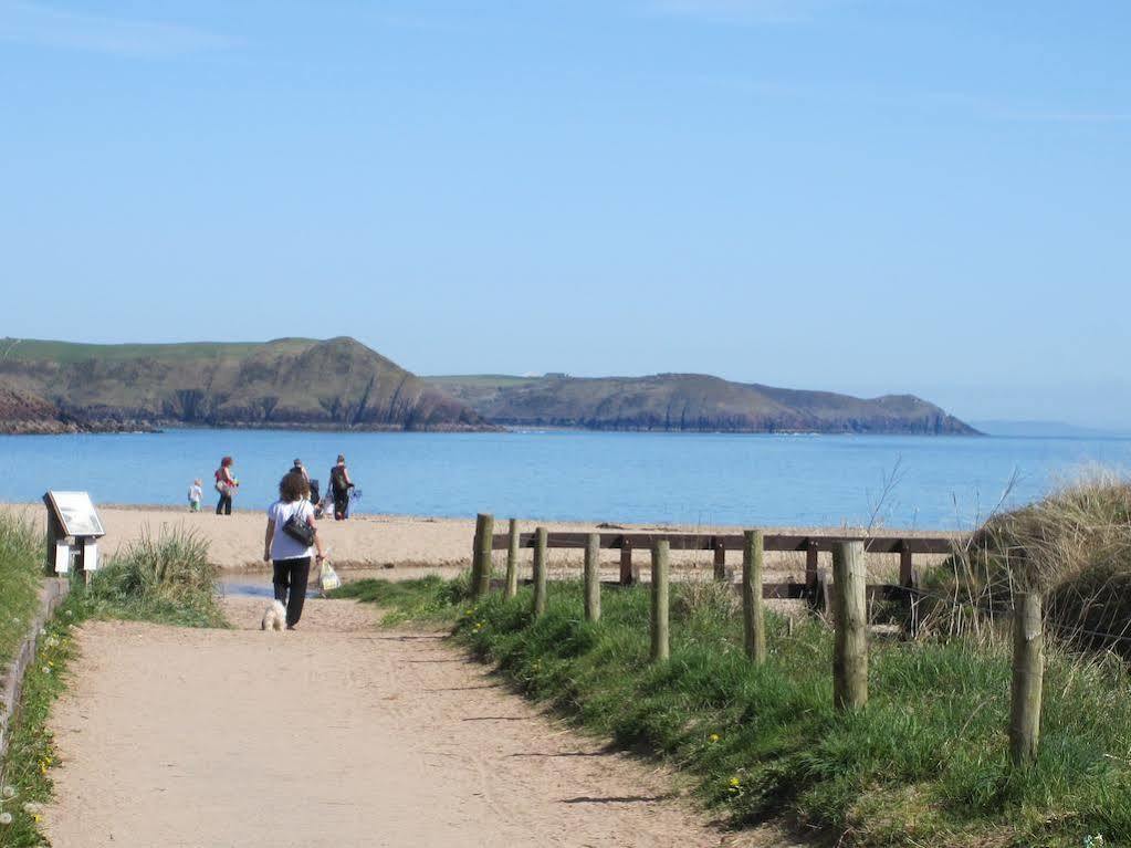 Freshwater Bay Holiday Cottages 펨브로크 외부 사진