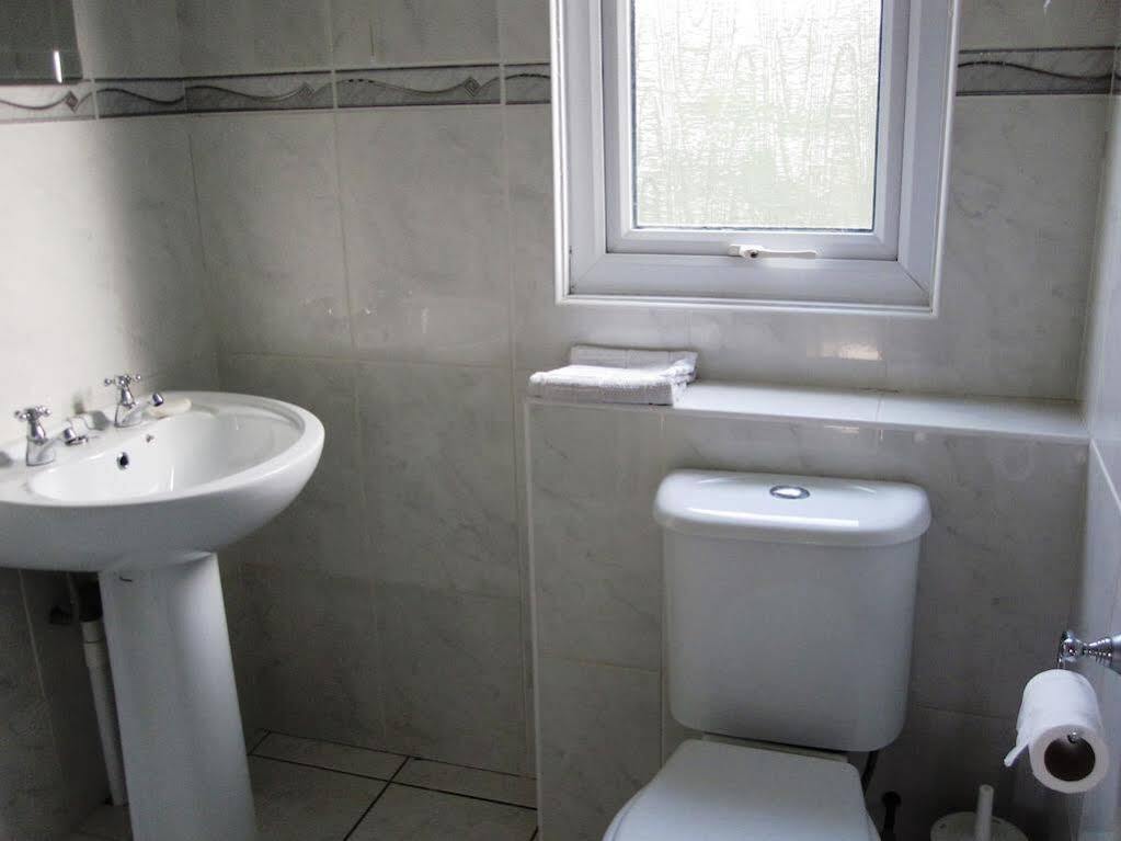 Freshwater Bay Holiday Cottages 펨브로크 외부 사진